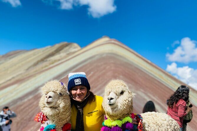 The Vinicunca Rainbow Mountain in a day from Cusco - The route between Cusi Pata, Phulawasipata, and the top viewpoints