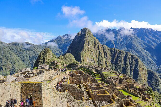 Ticket to Machu Picchu Round Trip Bus with Tourist Guide - Price and Logistics: Is It Worth $160?