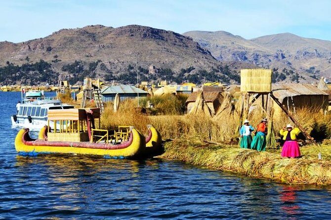 Titicaca Lake 2 Day 1 Night from Cusco to Puno - La Raya Pass at 4,338m: quick Andes views, then onward