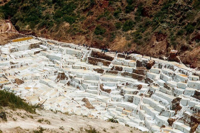 Tour Sacred Valley & Maras - Moray with buffet lunch - Stop 2: Maras salt mines and Moray (the one combo most people come for)