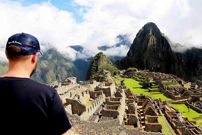 Tour to Machupicchu By Train Full-Day - Ollantaytambo to Aguas Calientes: a scenic train ride, not just transit