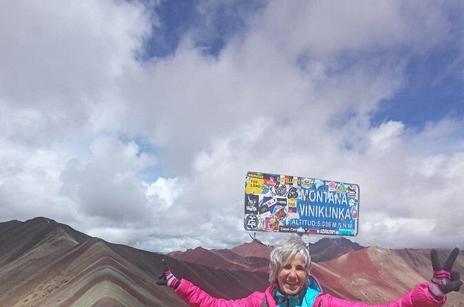 Tour to the Vinincunca Rainbow Mountain + Red Valley from Cusco - Red Valley vibes on the return: the descent isn’t optional, but it’s planned