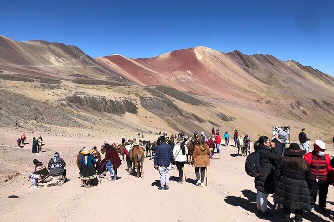 Vinicunca Rainbow Mountain Full-Day Tour from Cusco - Descend, Re-board, and Make It Back to Cusco